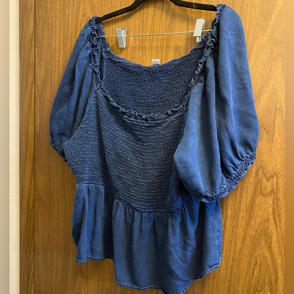 Old navy blue stretchy ruched peplum blouse size XXL